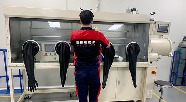 大型仪器设备搬迁