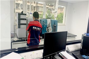 实验设备色谱仪搬迁：一站式服务，省心省力